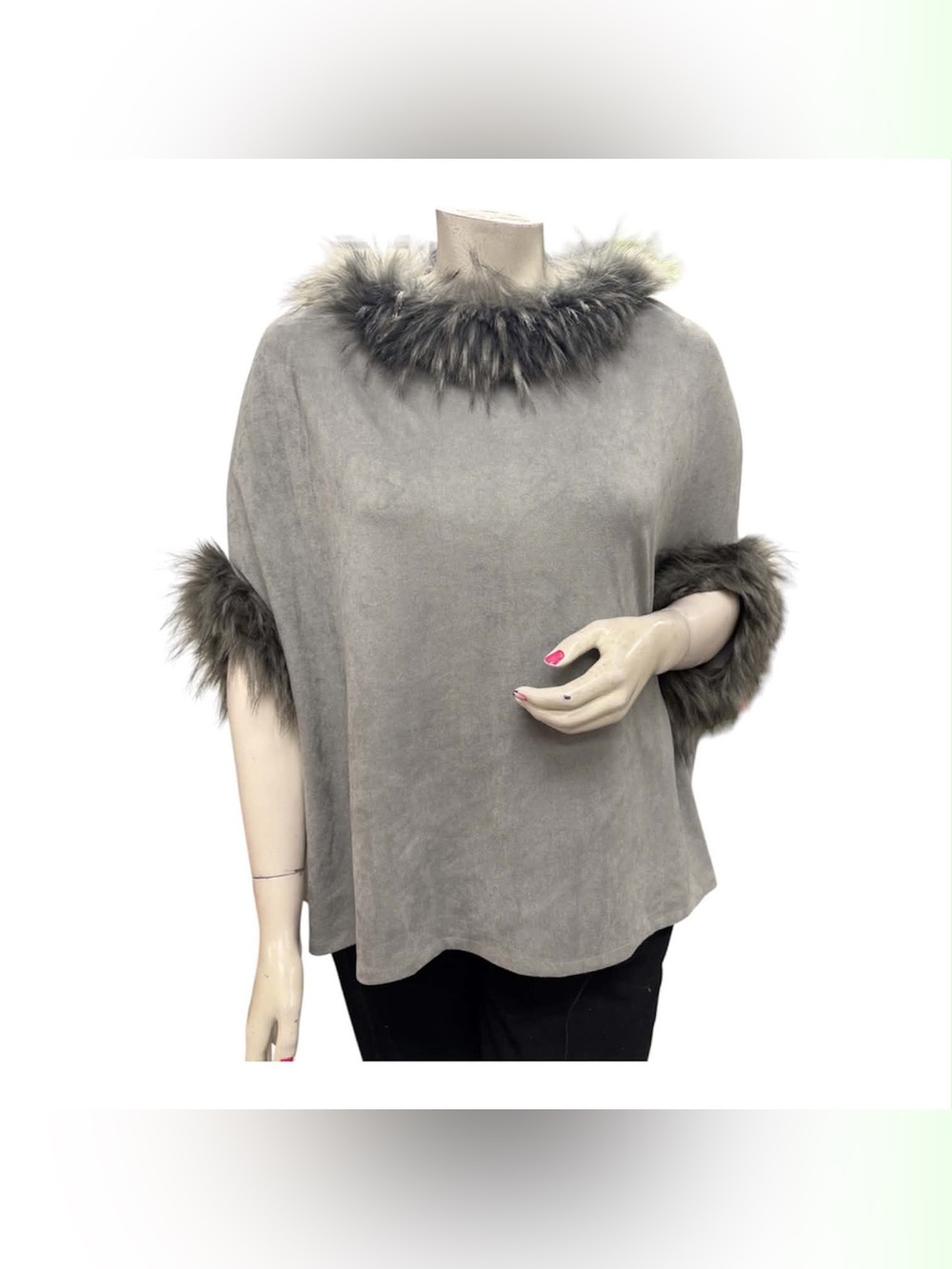 Neiman Marcus Gray Faux-Suede Poncho with Faux-Fur Trim Size L